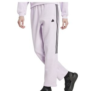 NWT

adidas
Women's Tiro Cut 3-Stripes Fleece
Joggers